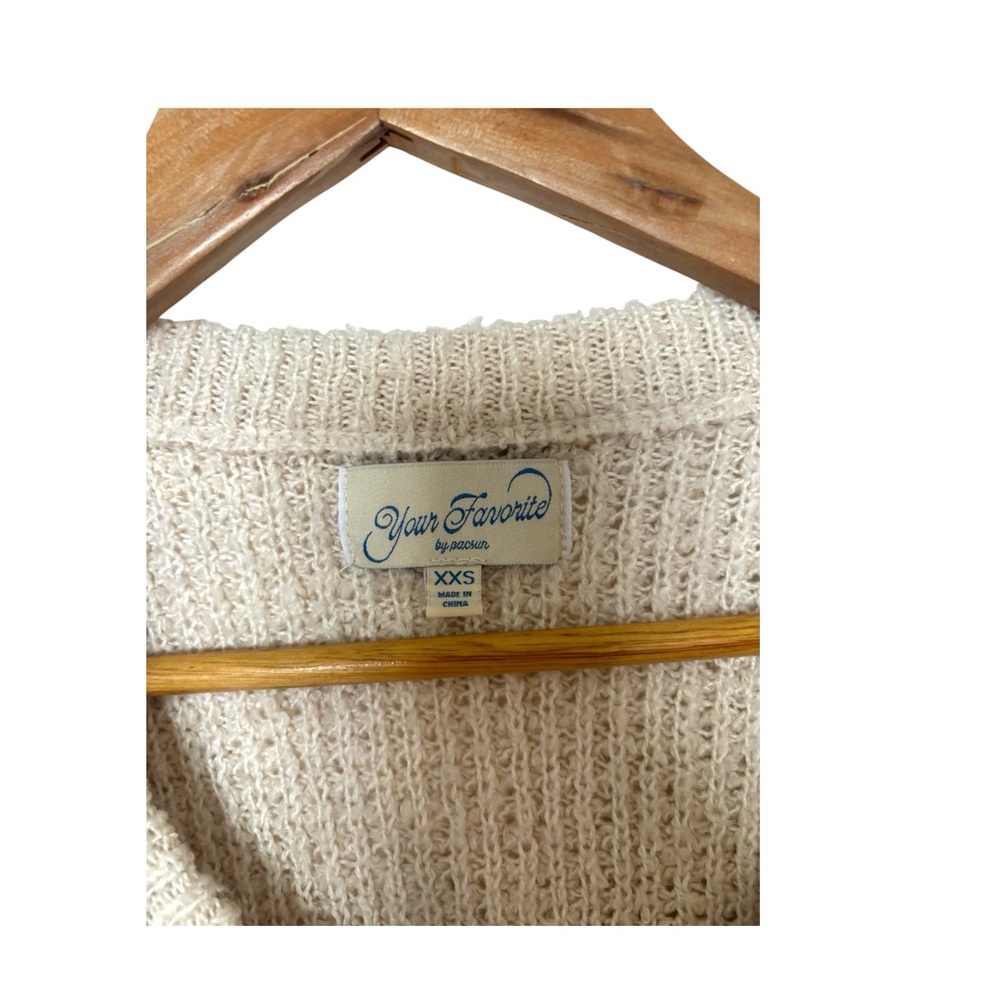 Your Favorite Cropped Waffle Knit Sweater - Picture 4 of 5